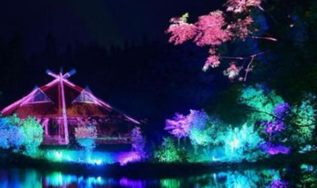 創(chuàng)新推出“VR+政務(wù)服務(wù)”、“VR+智慧安防”